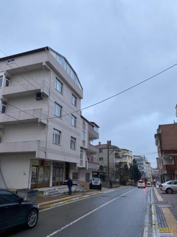31-ÇAYIROVA YENİMAHALLE DE SATILIK BİNA